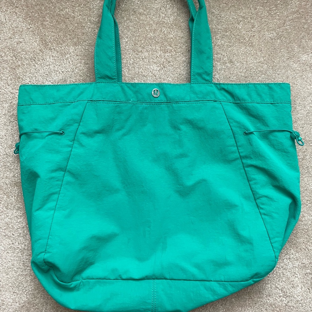 lululemon Side-Cinch Shopper Tote Bag